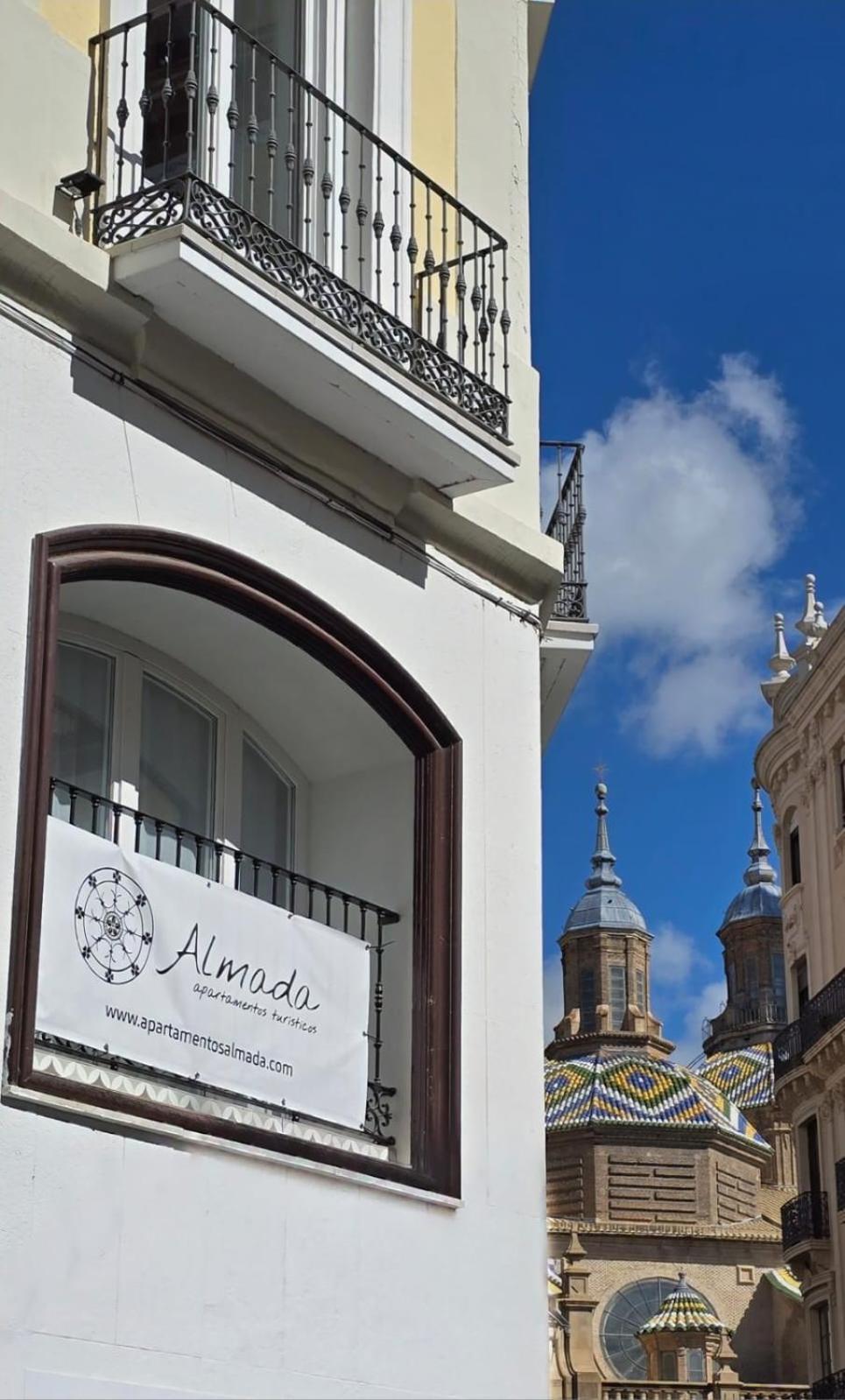 Apartamentos Almada Saragossa Exterior foto